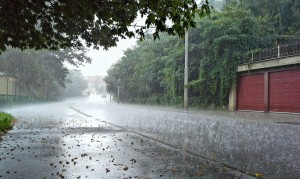 Storm-Weather-Wet-Street-Rain-Raindrops-Water-462828-1085x650x11